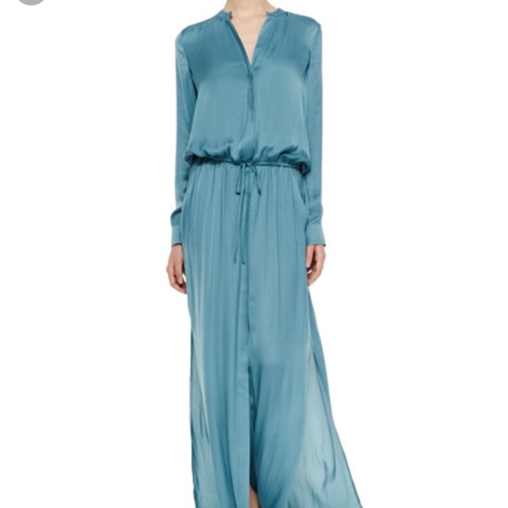 Vince maxi dress size L. Color turquoise